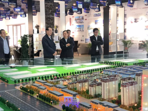 泰安市岱岳区委副书记、区长王长勇领导一行前来连城智造小镇济北项目调研考察