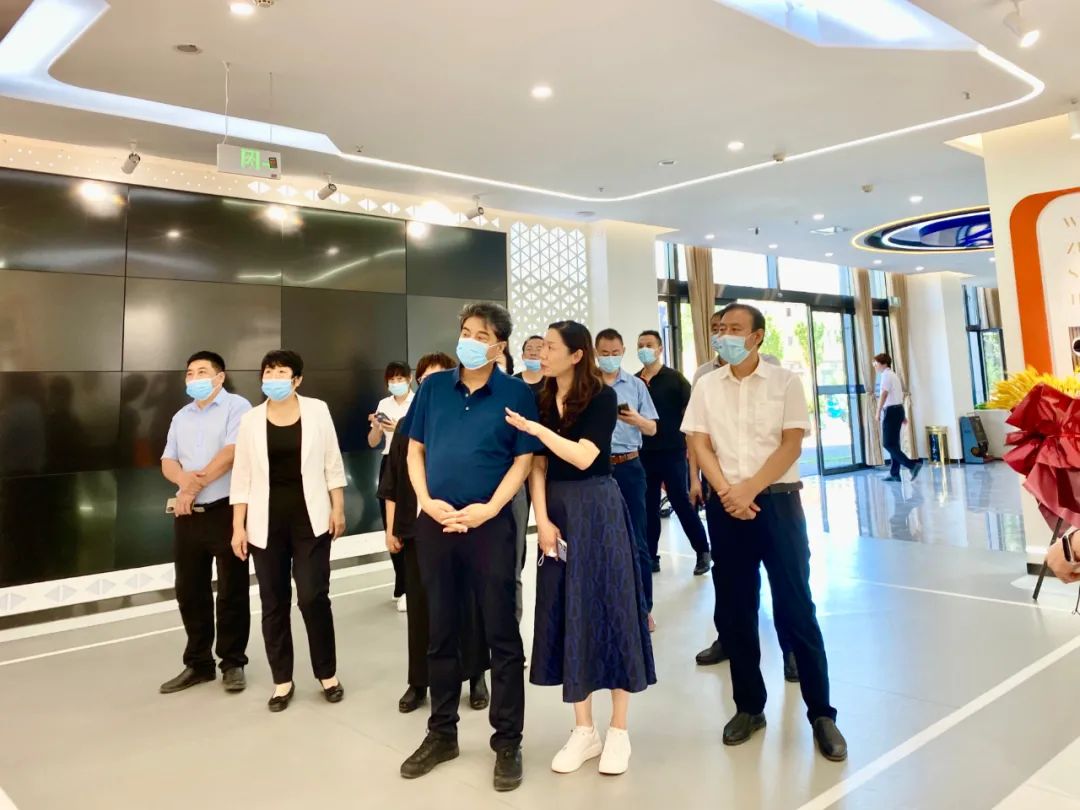 齐河县人大常委会党组成员、副主任，县财政局党组书记马刚领导一行调研