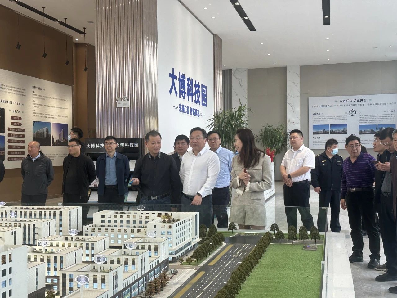 济南市副市长谢堃一行莅临大博科技园调研指导
